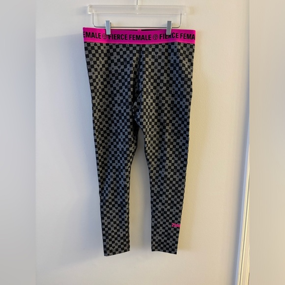 Zumba Fitness Gray & Pink Leggings Size XXL - Picture 2 of 5